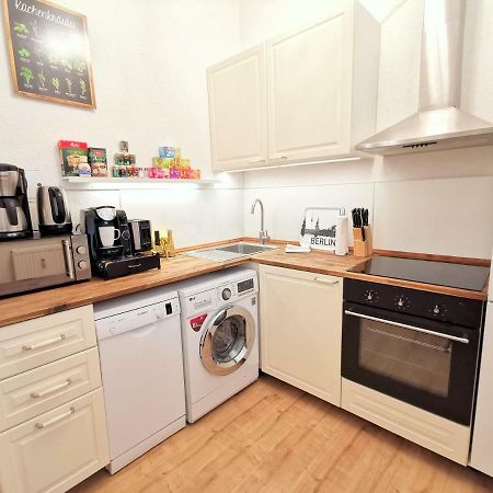 Kvh By Rockchair Apartments L Superhost Status L Boxspringbett Am Schloss Charlottenburg Welcomes You! Берлин Екстериор снимка