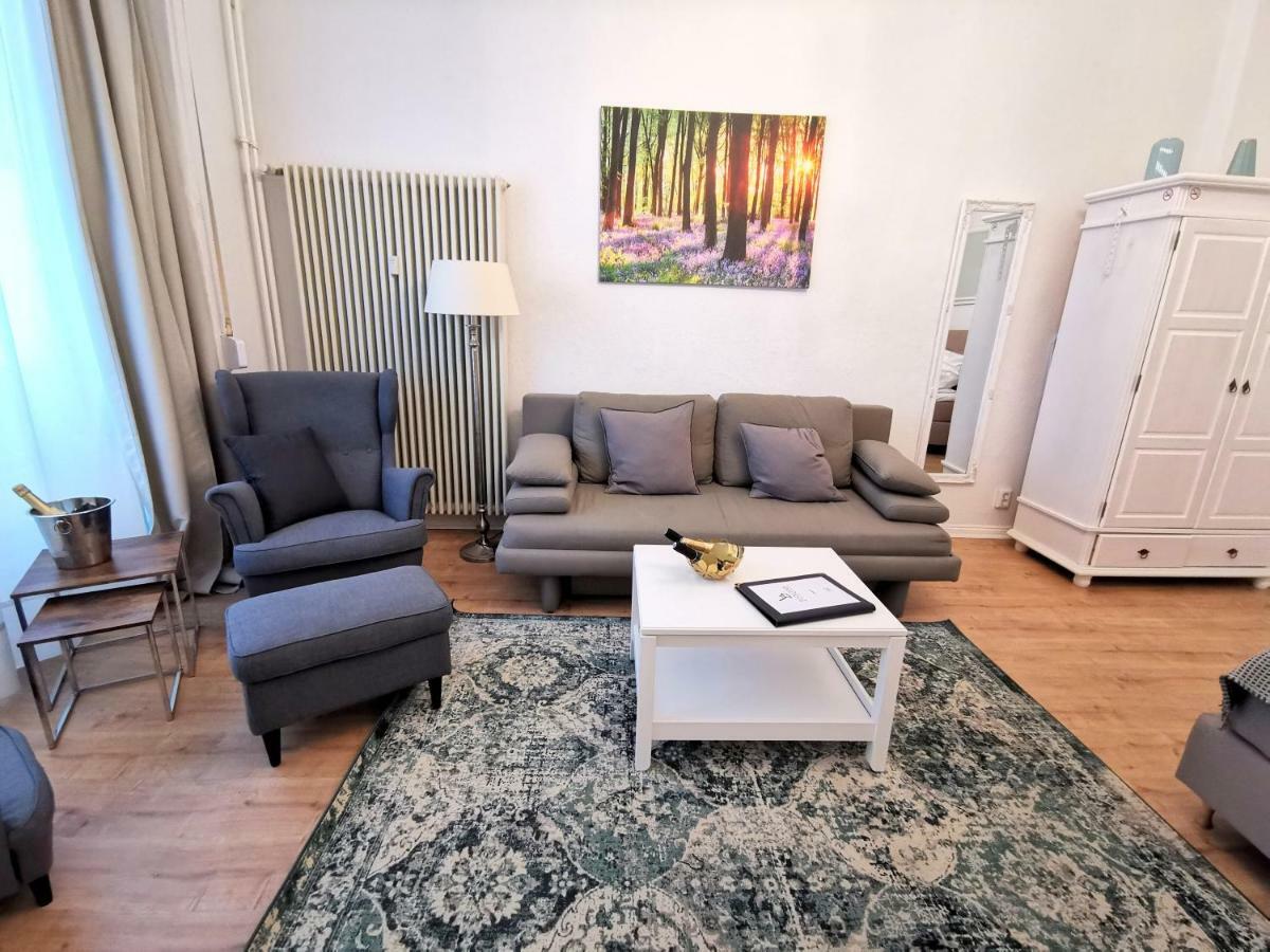 Kvh By Rockchair Apartments L Superhost Status L Boxspringbett Am Schloss Charlottenburg Welcomes You! Берлин Екстериор снимка