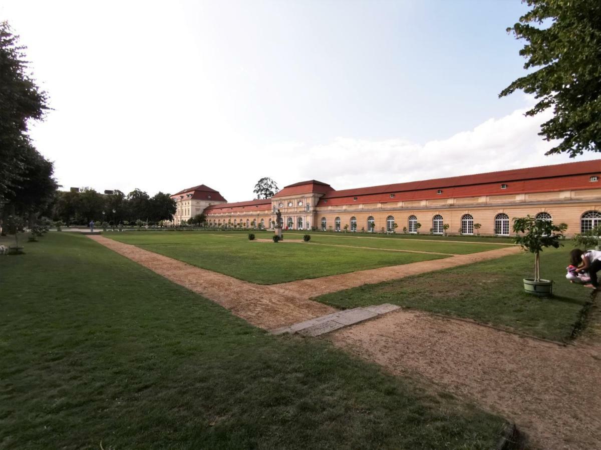 Kvh By Rockchair Apartments L Superhost Status L Boxspringbett Am Schloss Charlottenburg Welcomes You! Берлин Екстериор снимка
